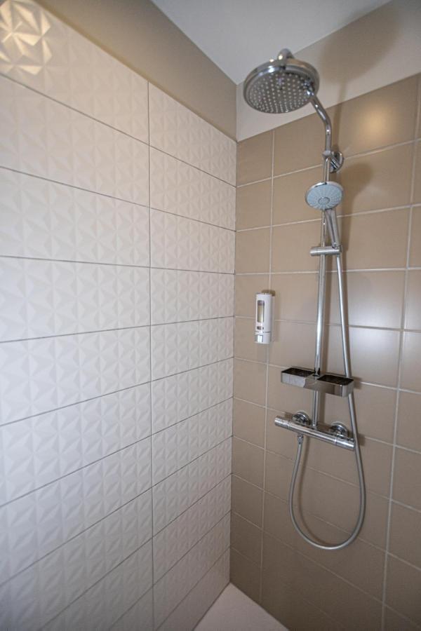 Le Jardin Des Toiles Hotel Triel-sur-Seine Ngoại thất bức ảnh