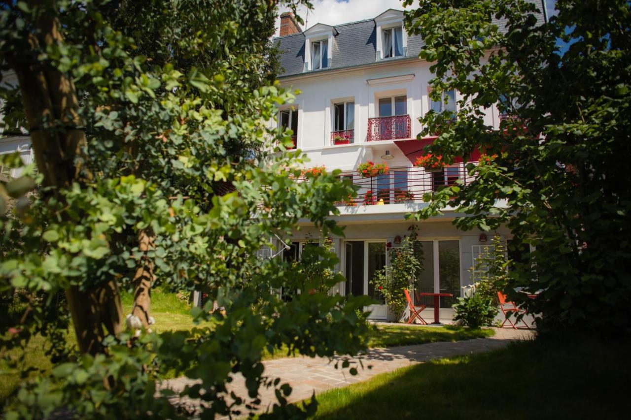 Le Jardin Des Toiles Hotel Triel-sur-Seine Ngoại thất bức ảnh